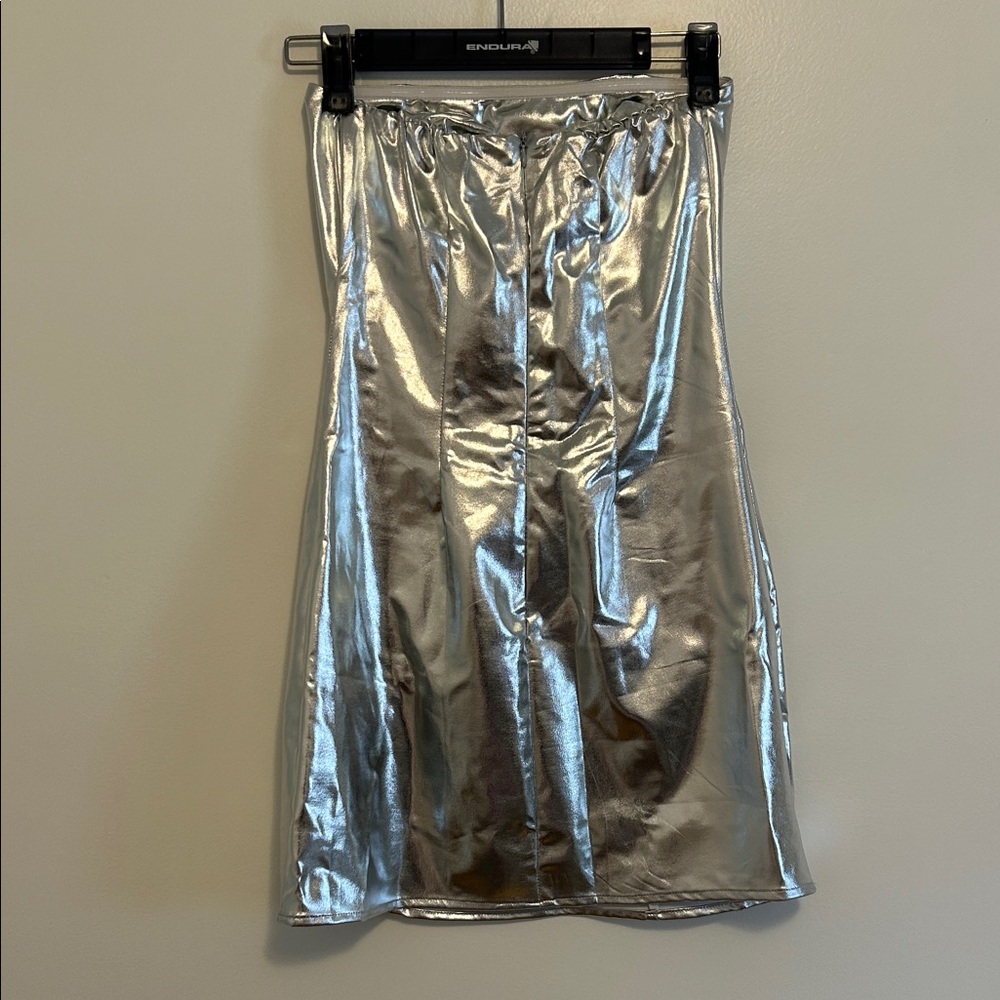 Silver Metallic Strapless Dress - Picture 6 of 6